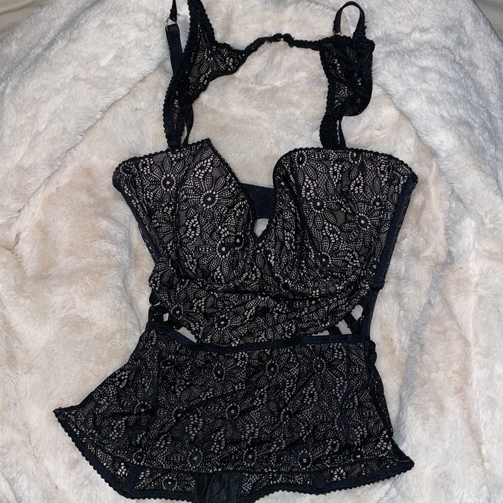 Women’s lingerie top